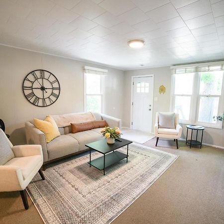 Adorable And Cozy Bungalow Great Falls Buitenkant foto